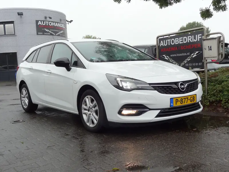 Opel Astra Sports Tourer 1.2 Business Edition 2022 leasen bij DreamLease: foto 1