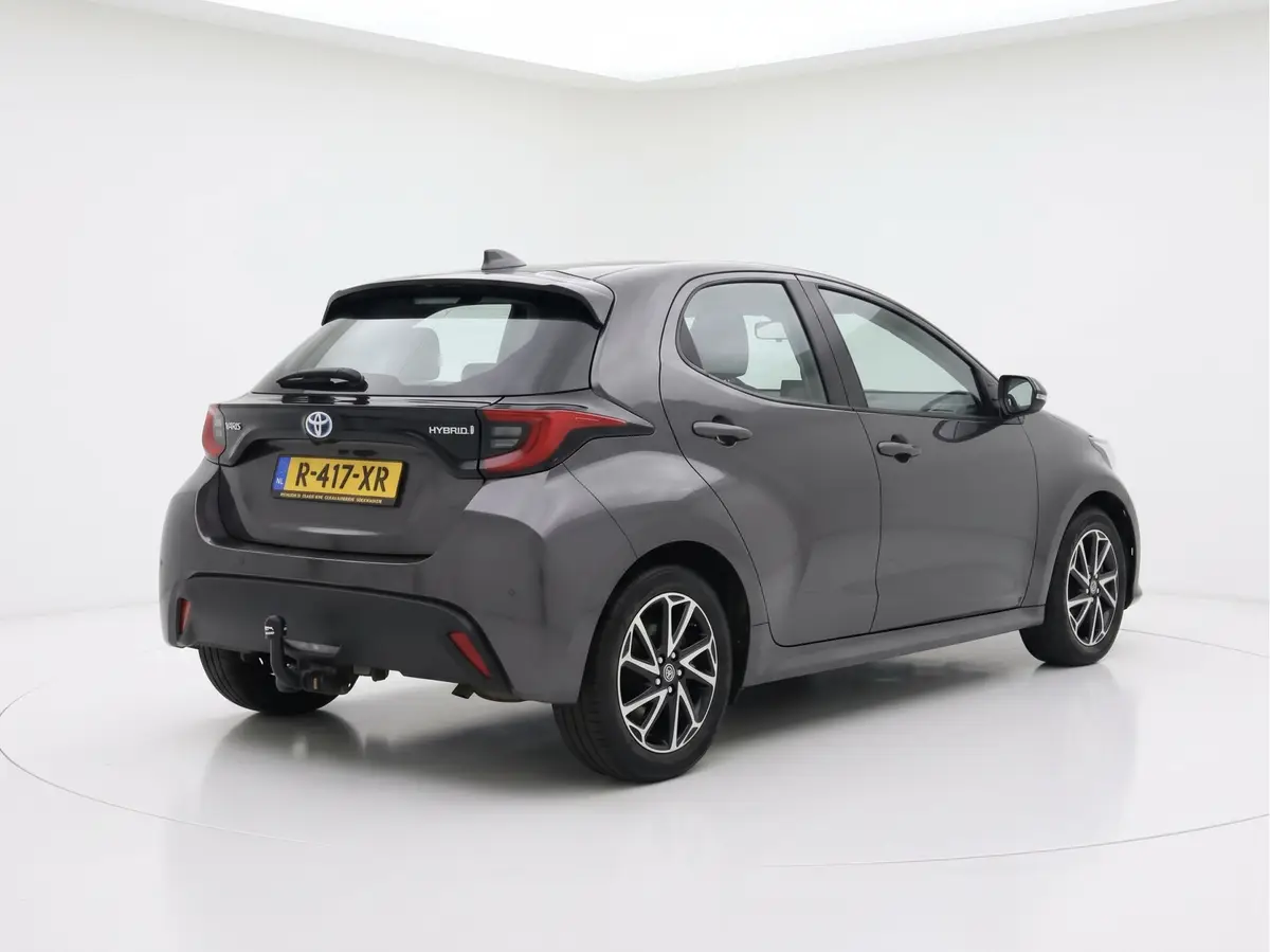 Toyota Yaris 1.5 Hybrid Dynamic: foto 2