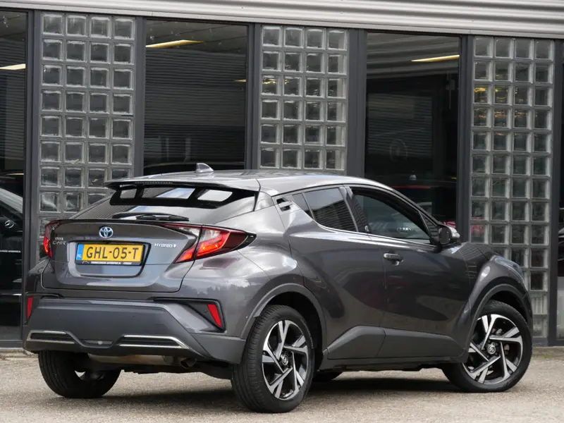 Toyota C-HR 2.0 HYBRID 185PK/ PDC V+A/ BLINDSPOT/ 2023 leasen bij DreamLease: foto 2