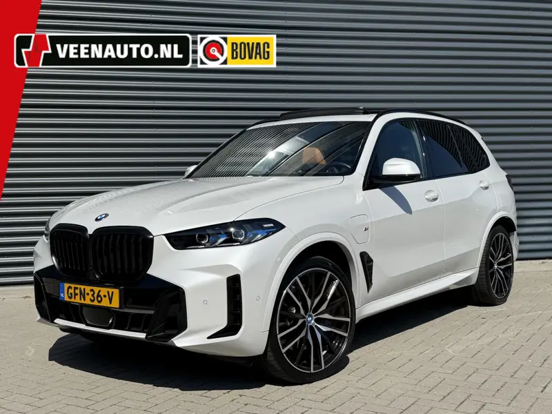 BMW X5 xDrive50e 2023 leasen bij DreamLease: foto 1