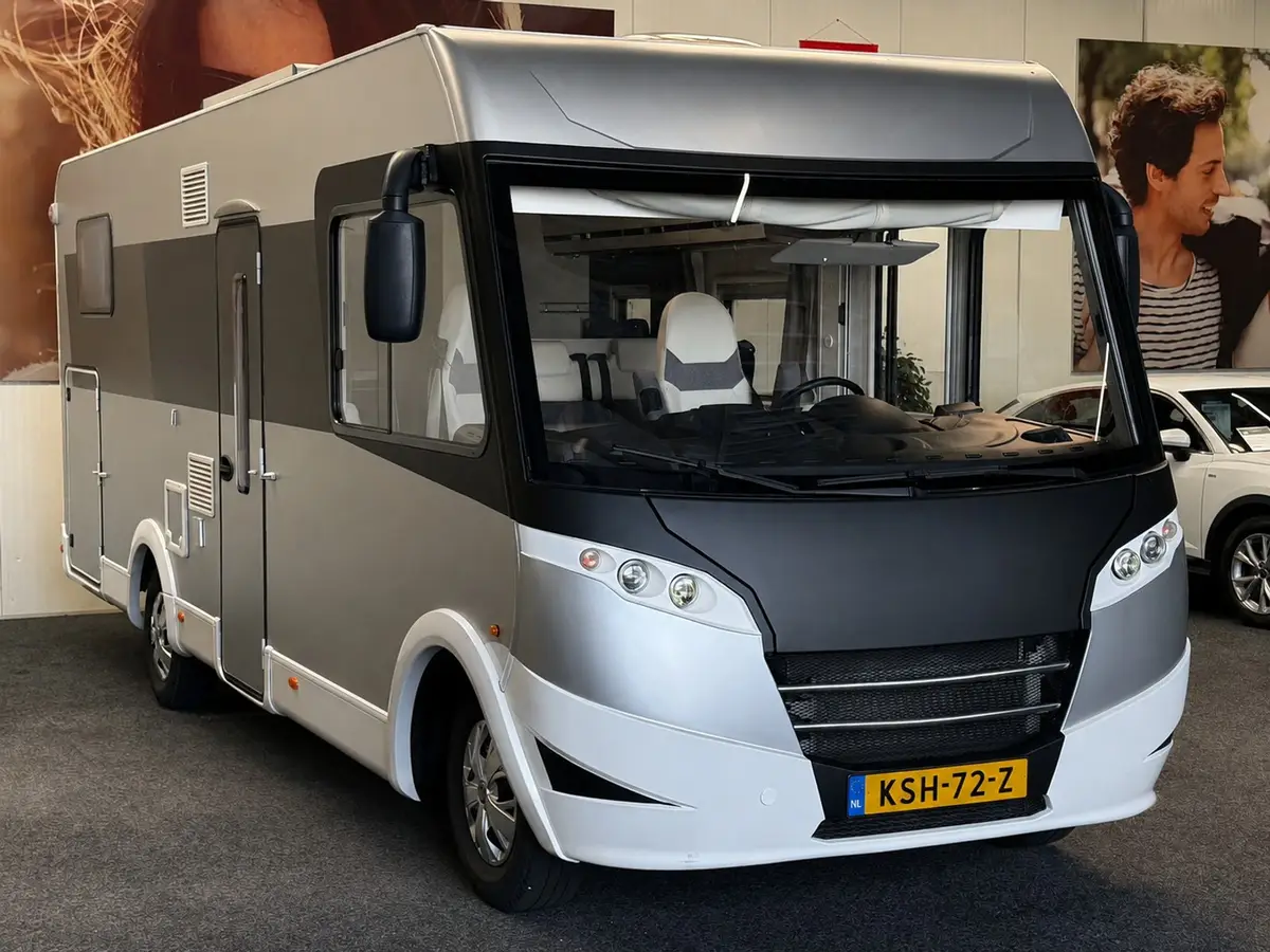 Fiat Ducato DETHLEFFS TREND 1 7057 INTERGRAAL AUTOMAAT | 2017 | Slechts 32.387 km | Euro 6 | onderstel | Zeer mooi en LUXE Camper !: foto 2