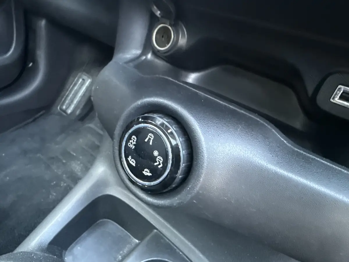 Citroën C4 Cactus 1.2 PureTech Allure |trekhaak | camera | navi |: foto 80