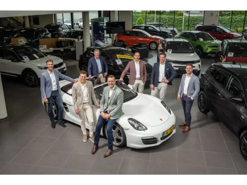 Opel Grandland 1.2 Turbo Hybrid GS 145 Pk Automaat 2025 leasen bij DreamLease: foto 2