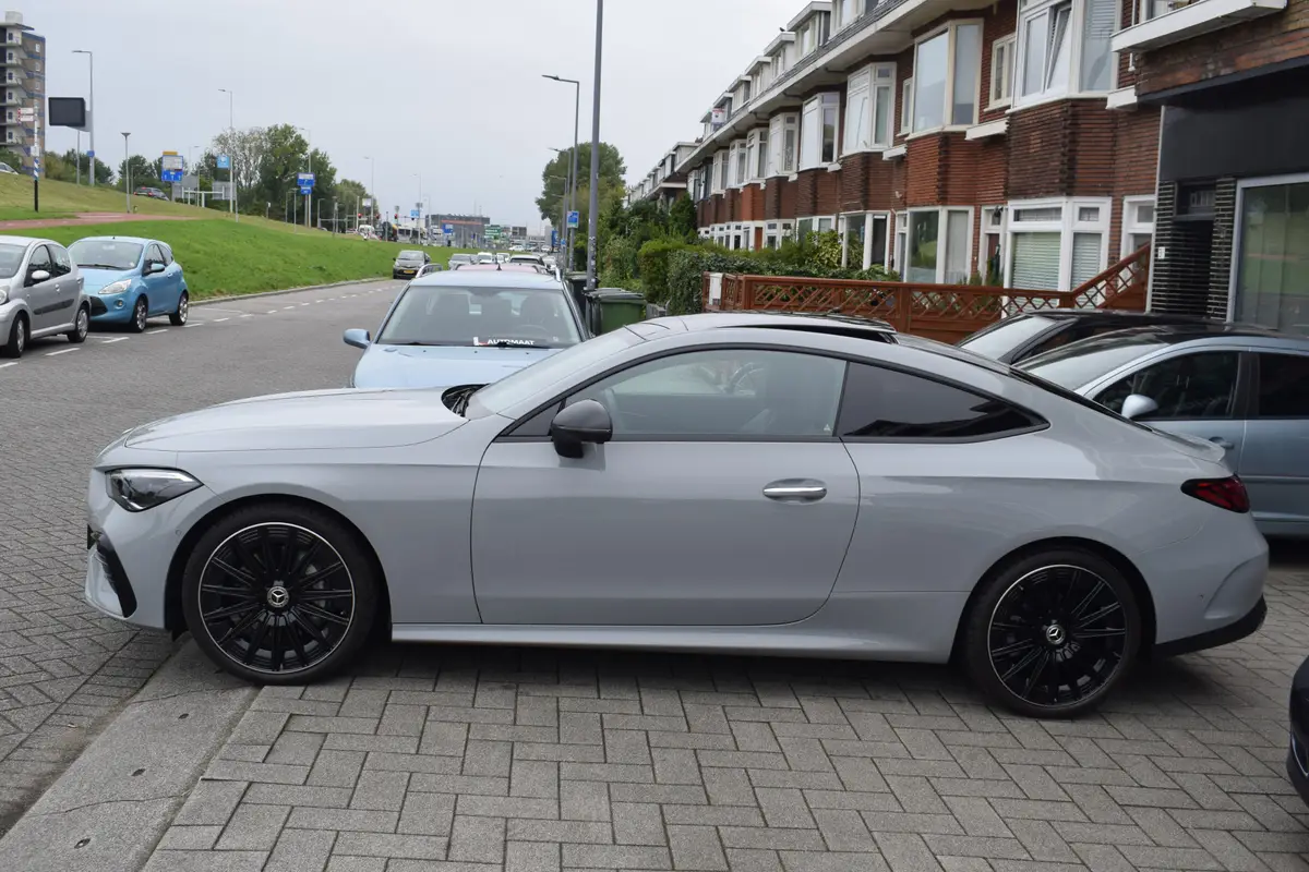 Mercedes-Benz CLE Coupé 200 AMG: foto 2