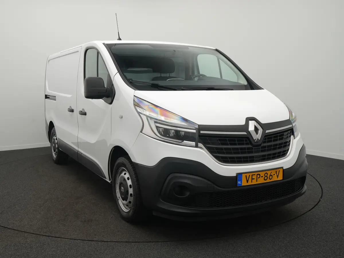 Renault Trafic 2.0 dCi 120 T29 L1H1 Comfort: foto 2