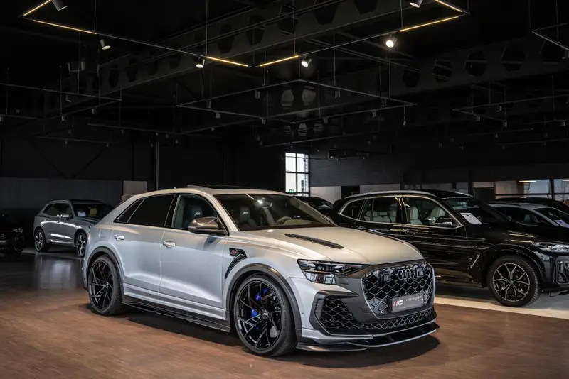 Audi RSQ8 Perf. ABT Legacy Edition 760pk 1 of 125 #1 PFF 2025 leasen bij DreamLease: foto 1