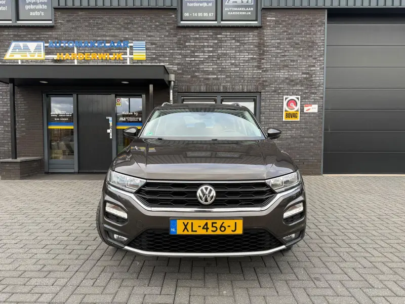 Volkswagen T-Roc 1.5 TSI Style 2019 leasen bij DreamLease: foto 2