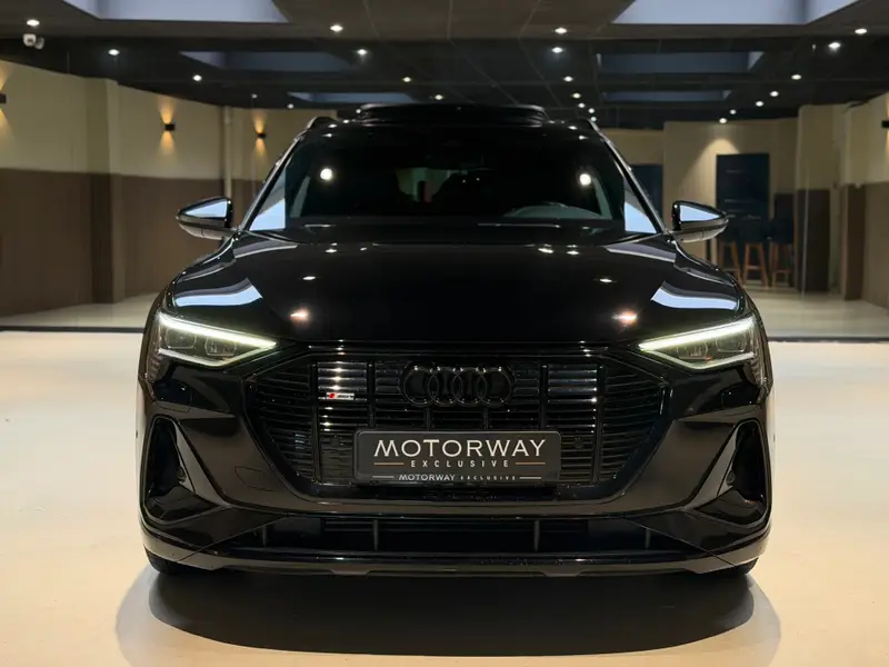Audi e-tron 50 quattro Black edition|Pano|Matrix|Memory|S line|Keyless|SOH aanwezig| 2019 leasen bij DreamLease: foto 2