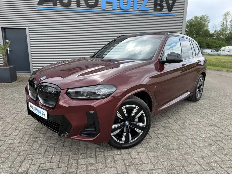 BMW iX3 High Executive 80 kWh M Sport Panoramadak ACC Leder Keyless Entry Carplay Achteruitrijcamera BMW Live Dashboard Professional Stuurwielverwarming 2023 leasen bij DreamLease: foto 2