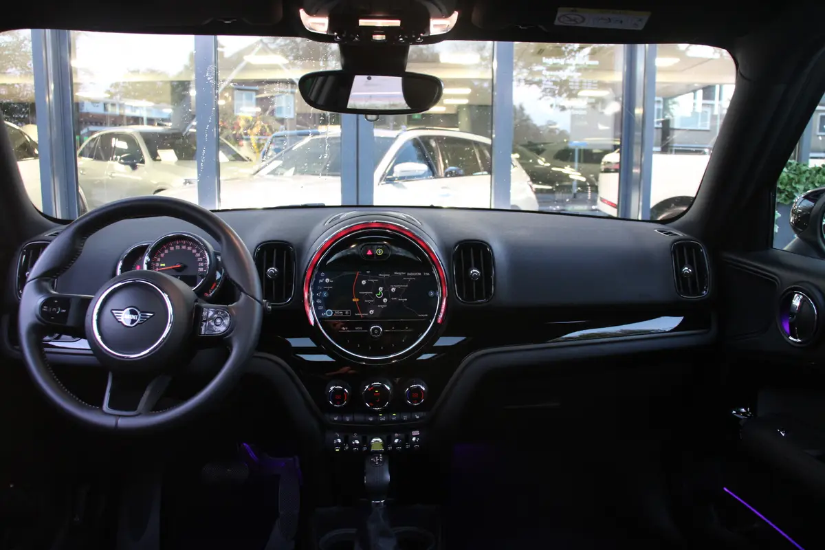 MINI Countryman 1.5 Cooper S E ALL4 ALL4: foto 2
