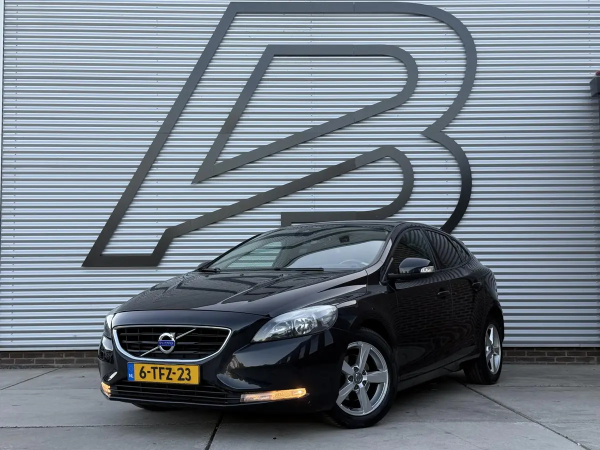 Volvo V40 1.6 D2 Kinetic: foto 1