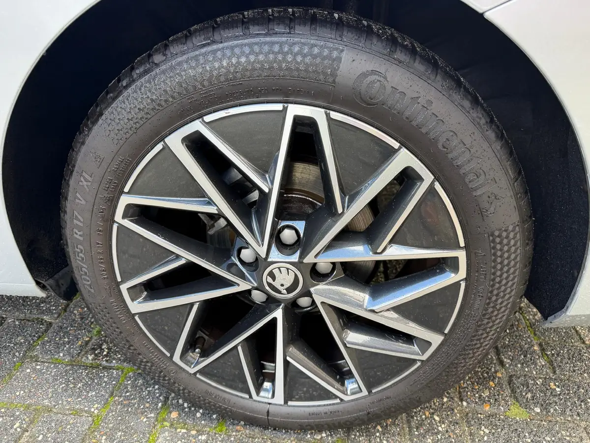 Škoda Octavia Combi 1.0 TSI Business Edition: foto 55