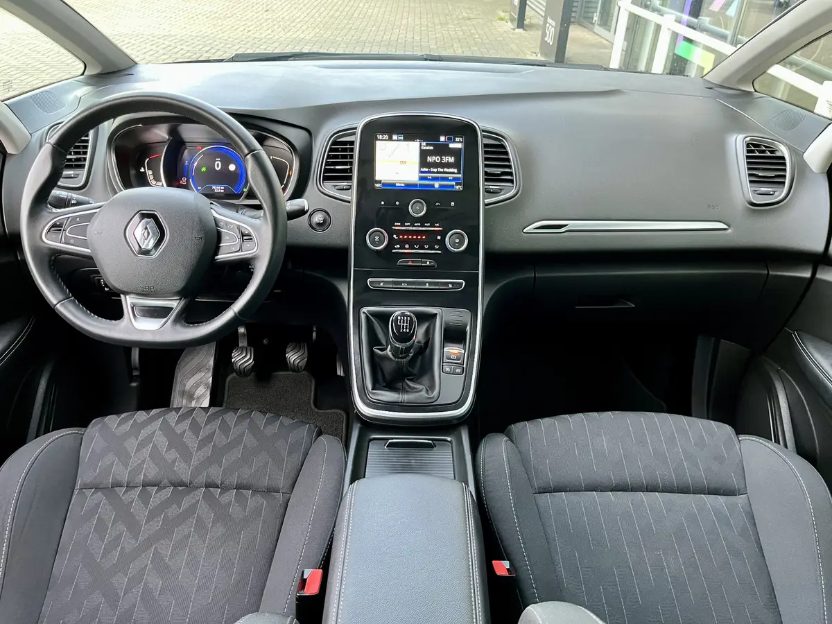 Renault Scénic 1.3 TCe 115 Limited: foto 2