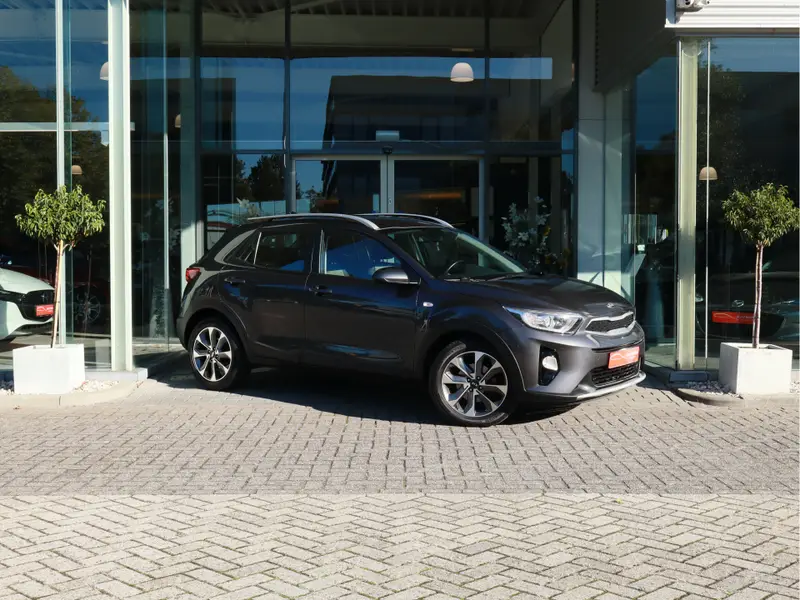 Kia Stonic 1.0 T-GDi DynamicLine 2019 leasen bij DreamLease: foto 1