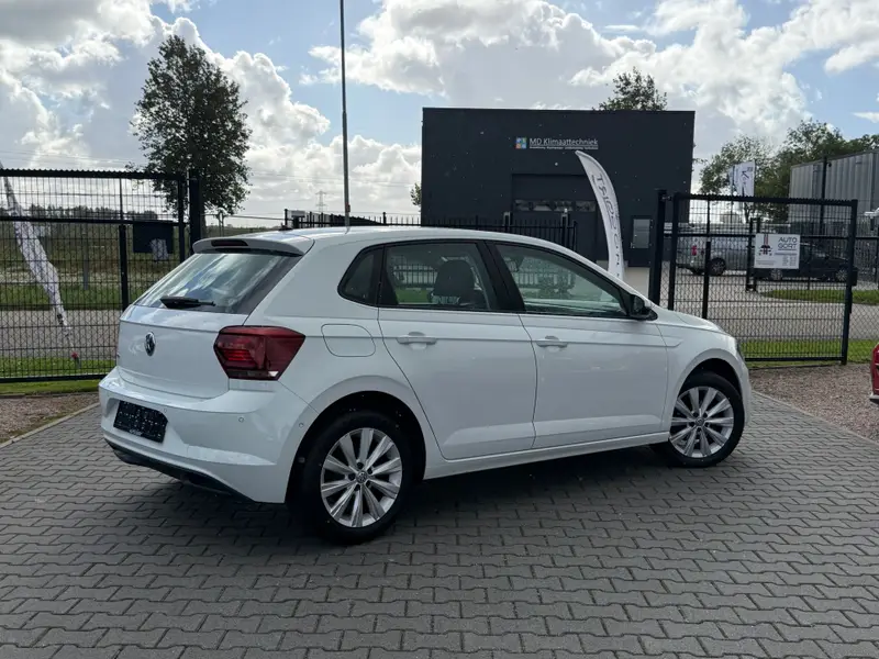 Volkswagen Polo 1.0 TSI Highline | Climate control | Parkeersens. | Bluetooth 2018 leasen bij DreamLease: foto 2