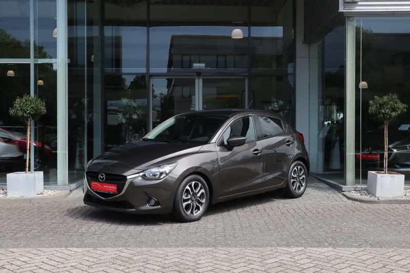Mazda 2 1.5 Skyactiv-G GT-M Line 2016 leasen bij DreamLease: foto 2