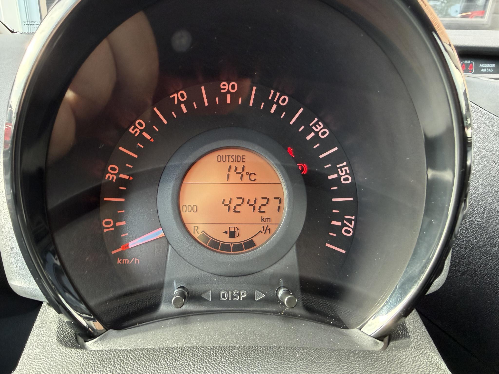 Toyota Aygo 1.0 VVT-i x: foto 36