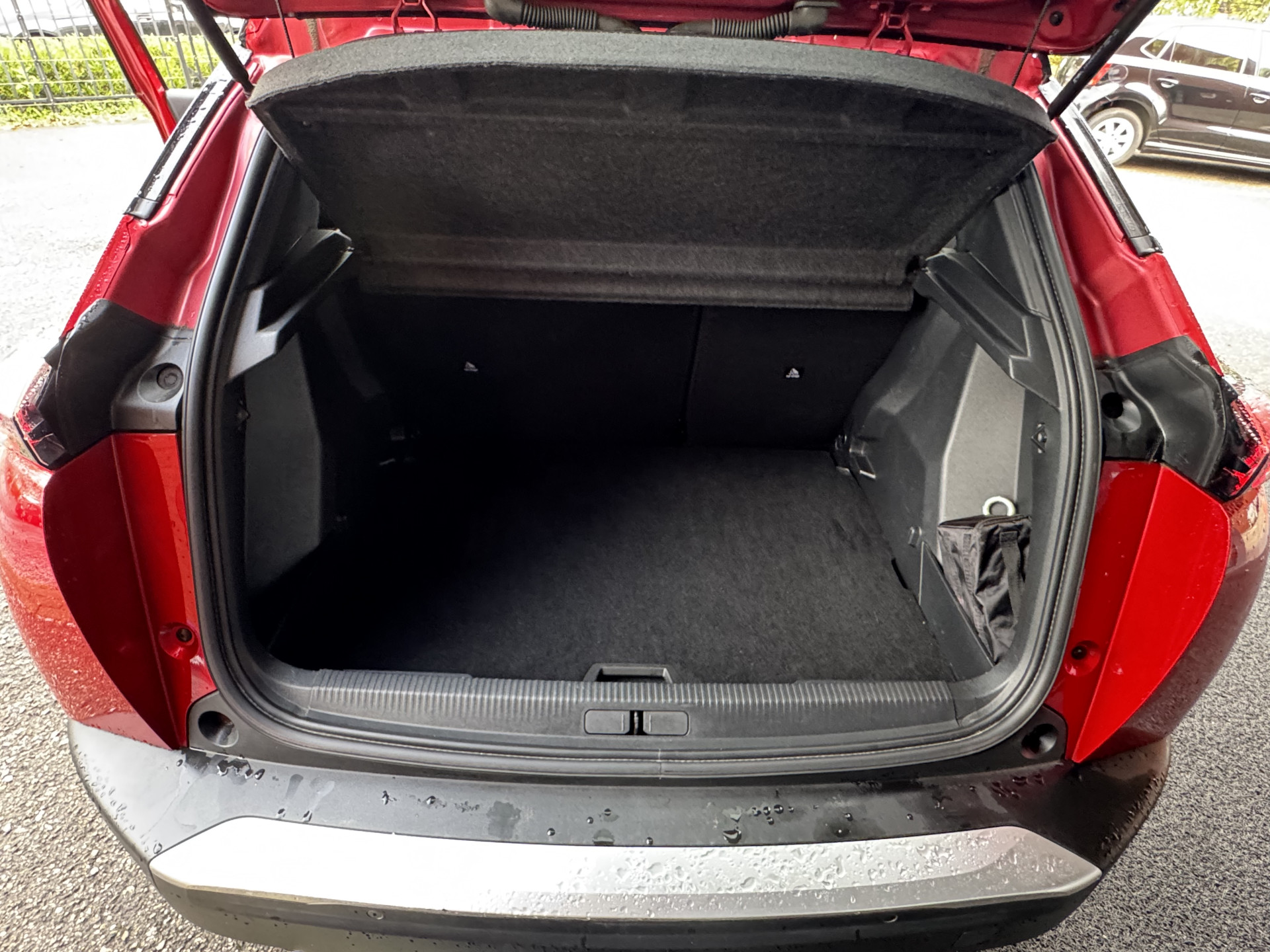 Peugeot 2008 1.2 PureTech GT-Line // FULL OPTIONS!! // FOCAL AUDIO // MASSAGE STOEL // ADAPTIVE CRUISE // PANO SCHUIF/ KANTEL DAK //: foto 38