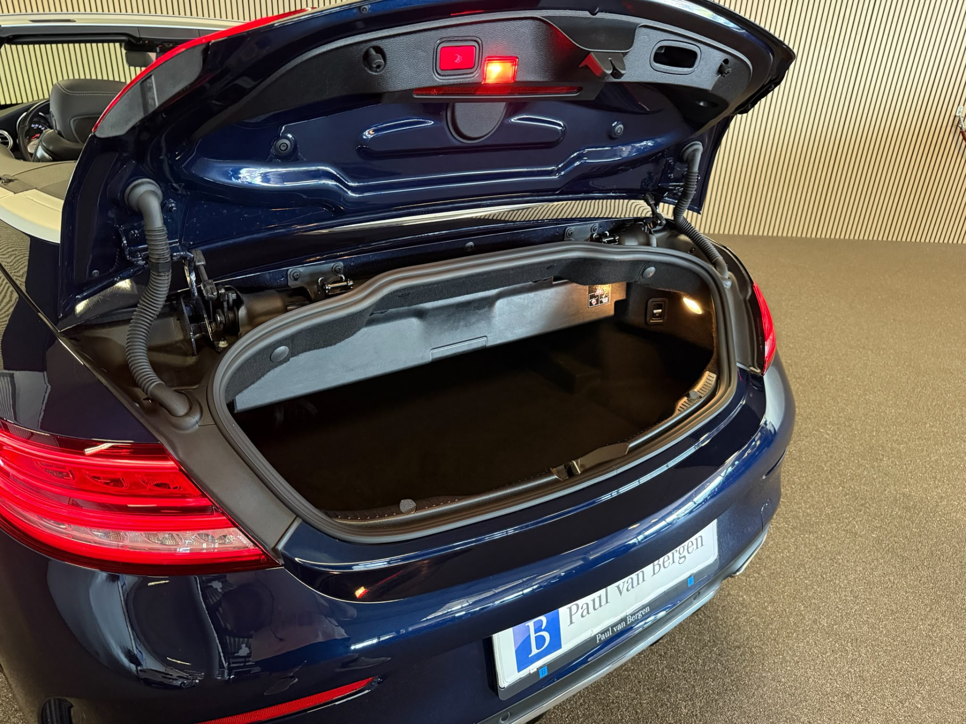 Mercedes-Benz C-Klasse Cabrio 200 AMG STYLING-AIRSCARF-BURMESTER-APPLE-CAMERA-SFEER-COMPLEET: foto 40