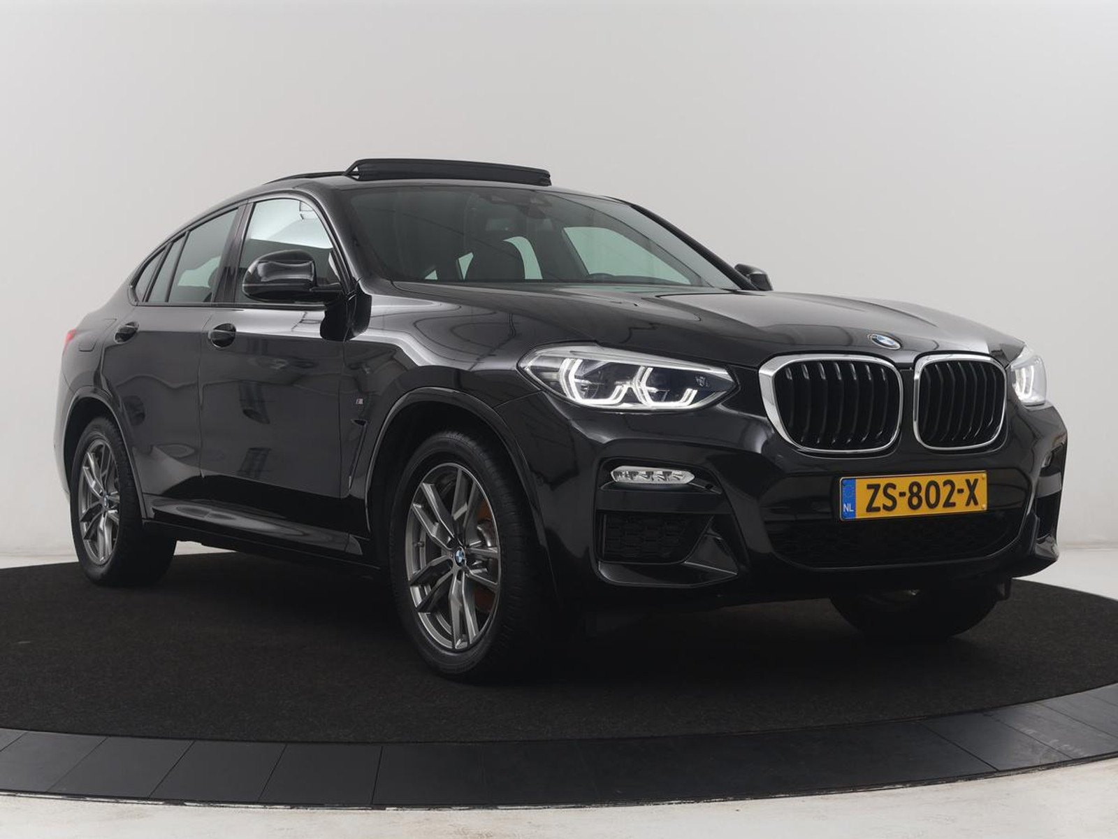 BMW X4 xDrive20i High Executive Edition M-sport | Panoramadak | Leder | Trekhaak | Camera |: foto 43