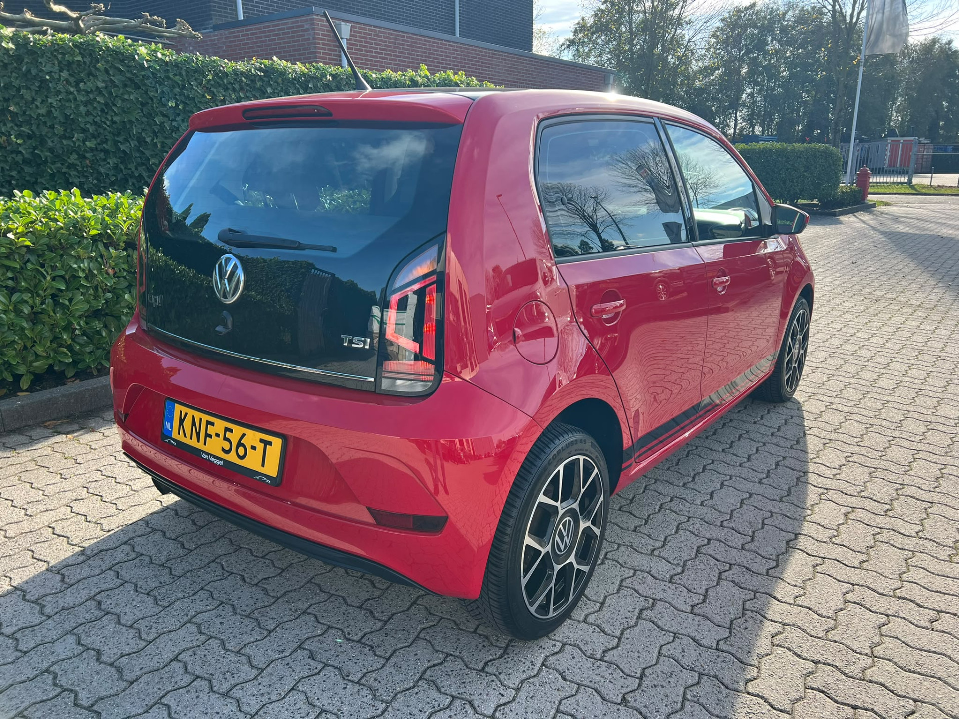 Volkswagen up! 1.0 TSI 90pk high up!: foto 22
