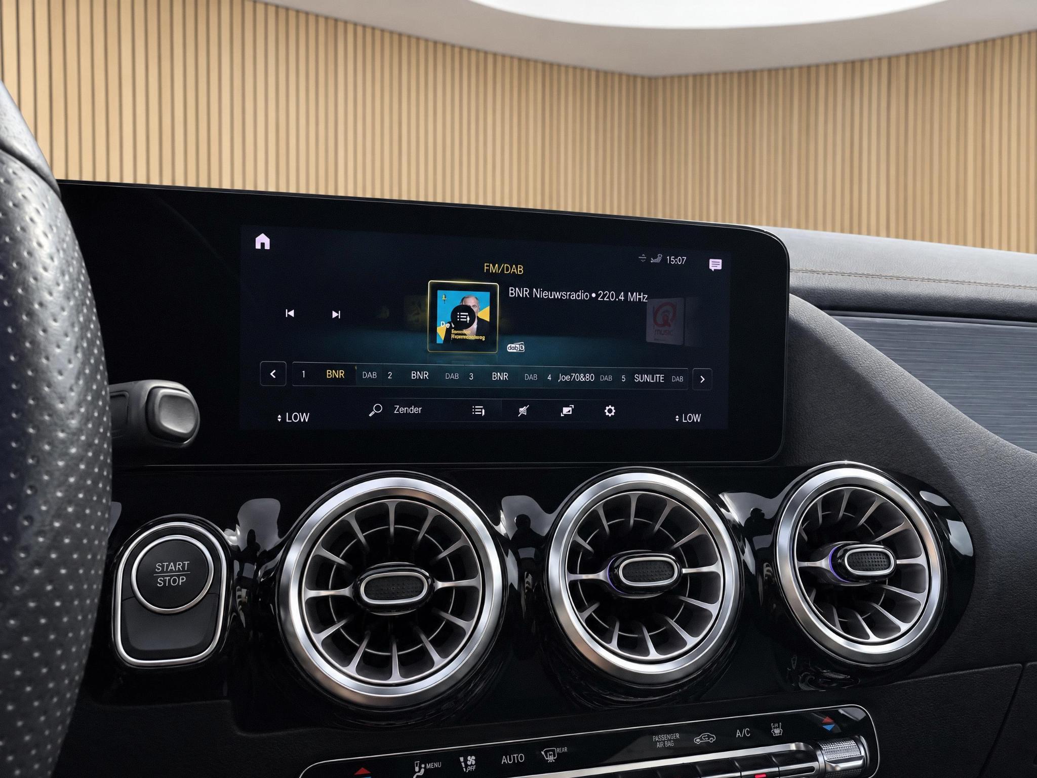Mercedes-Benz EQA 250 67 kWh: foto 31
