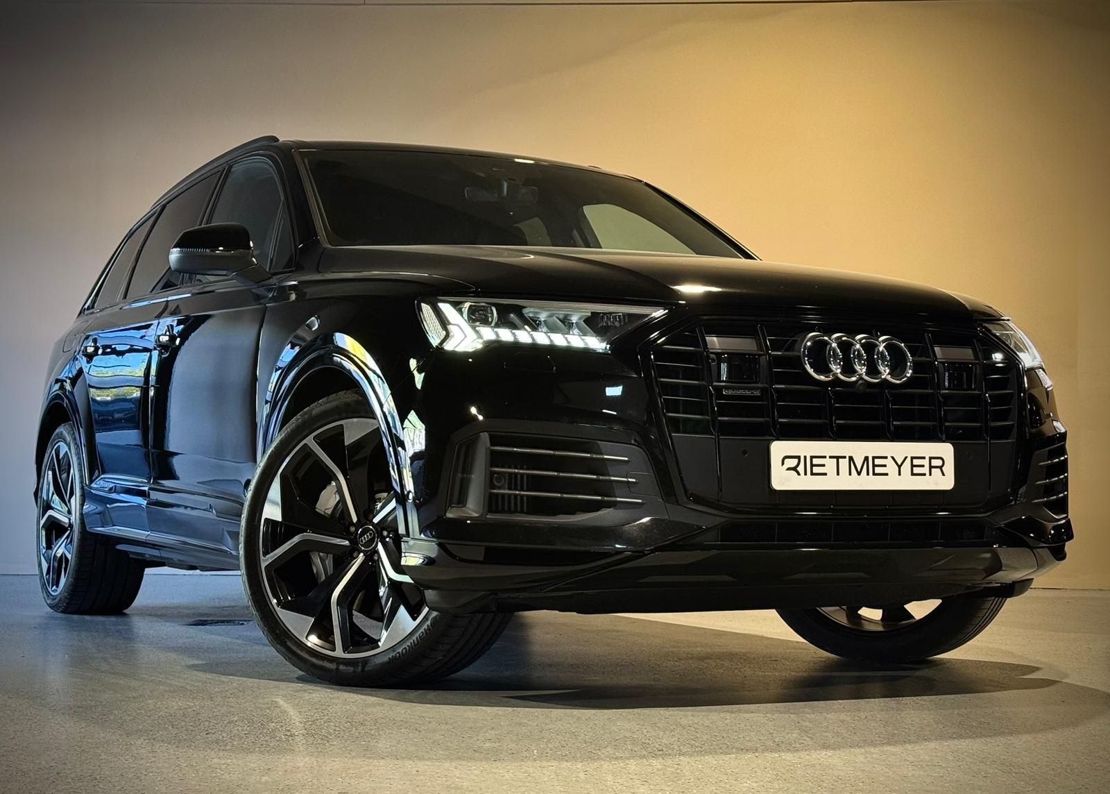 Audi Q7 55 TFSI e quattro S Line: foto 12