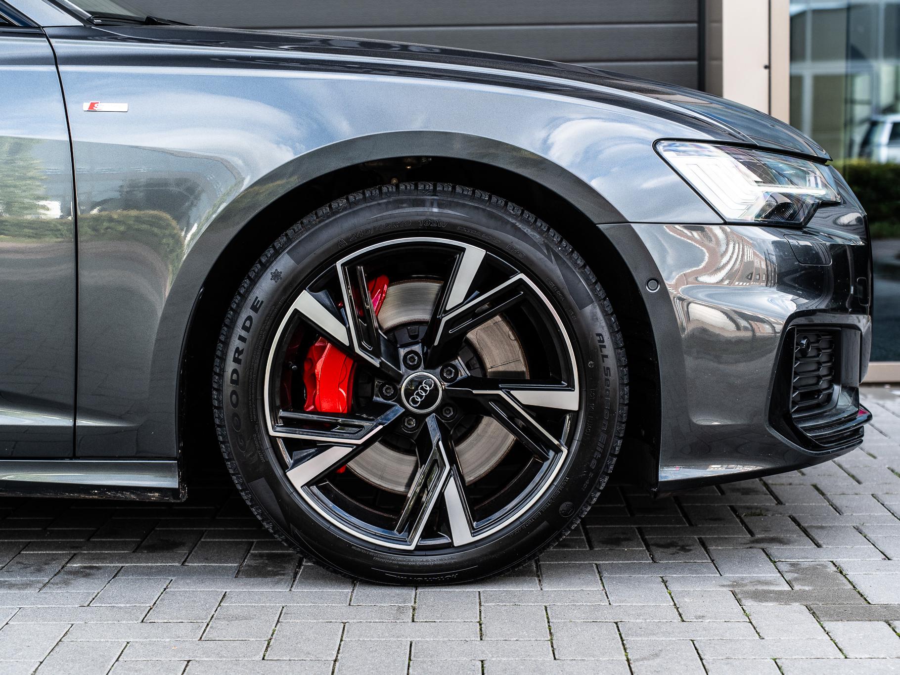 Audi A6 C8 Avant 55 TFSI e quattro Pro Line S Competition: foto 47