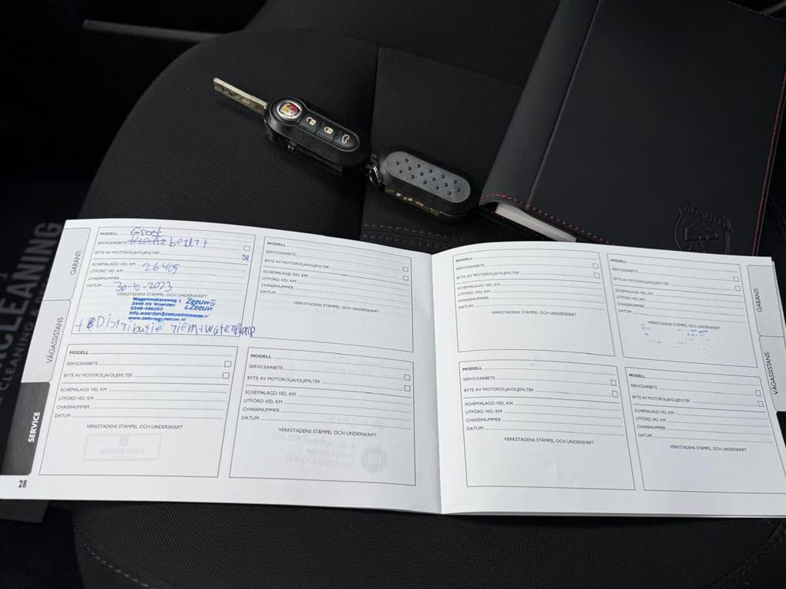 Fiat 500 1.4 T-Jet Abarth 595: foto 34