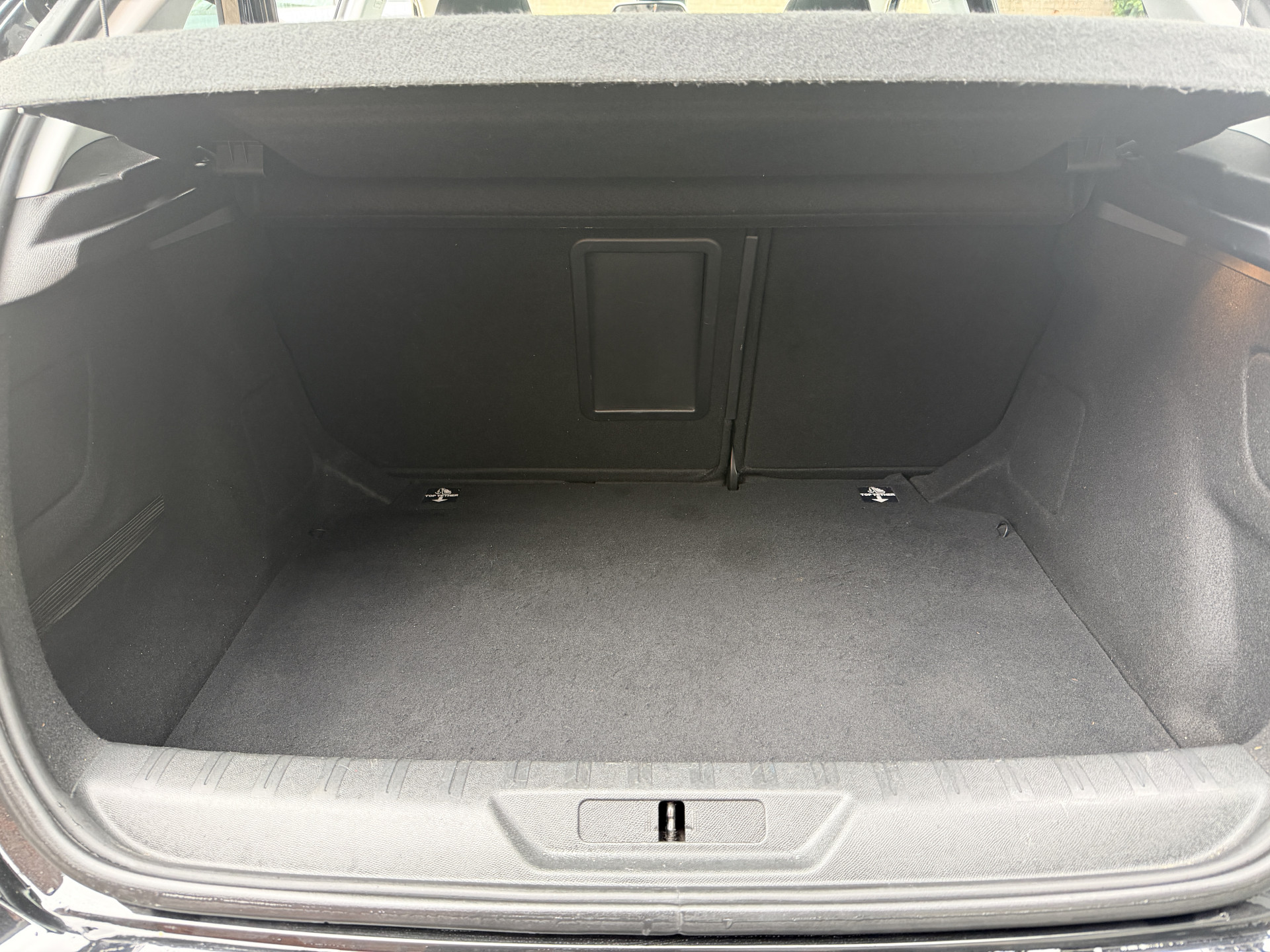 Peugeot 308 1.2 PureTech Blue Lion: foto 14