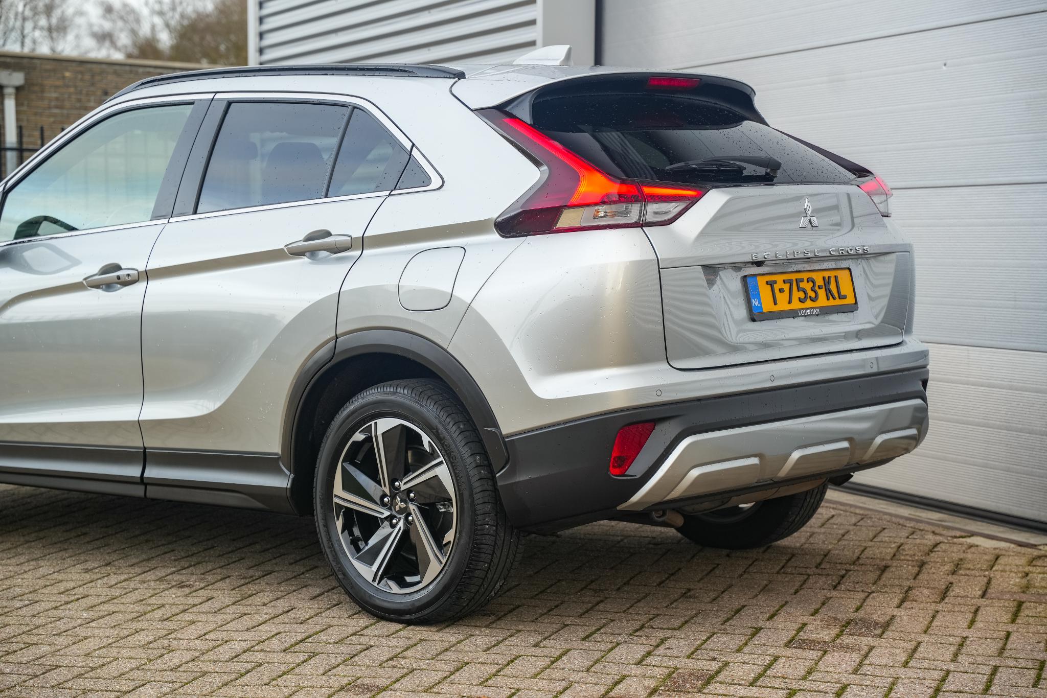 Mitsubishi Eclipse Cross 2.4 PHEV Intense+: foto 33
