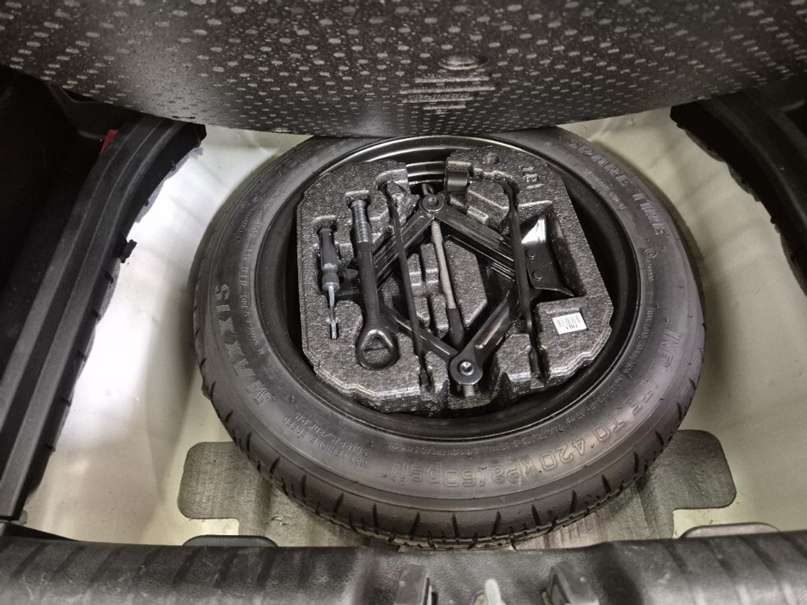 Kia Niro 1.6 GDi Hybrid DynamicLine: foto 14