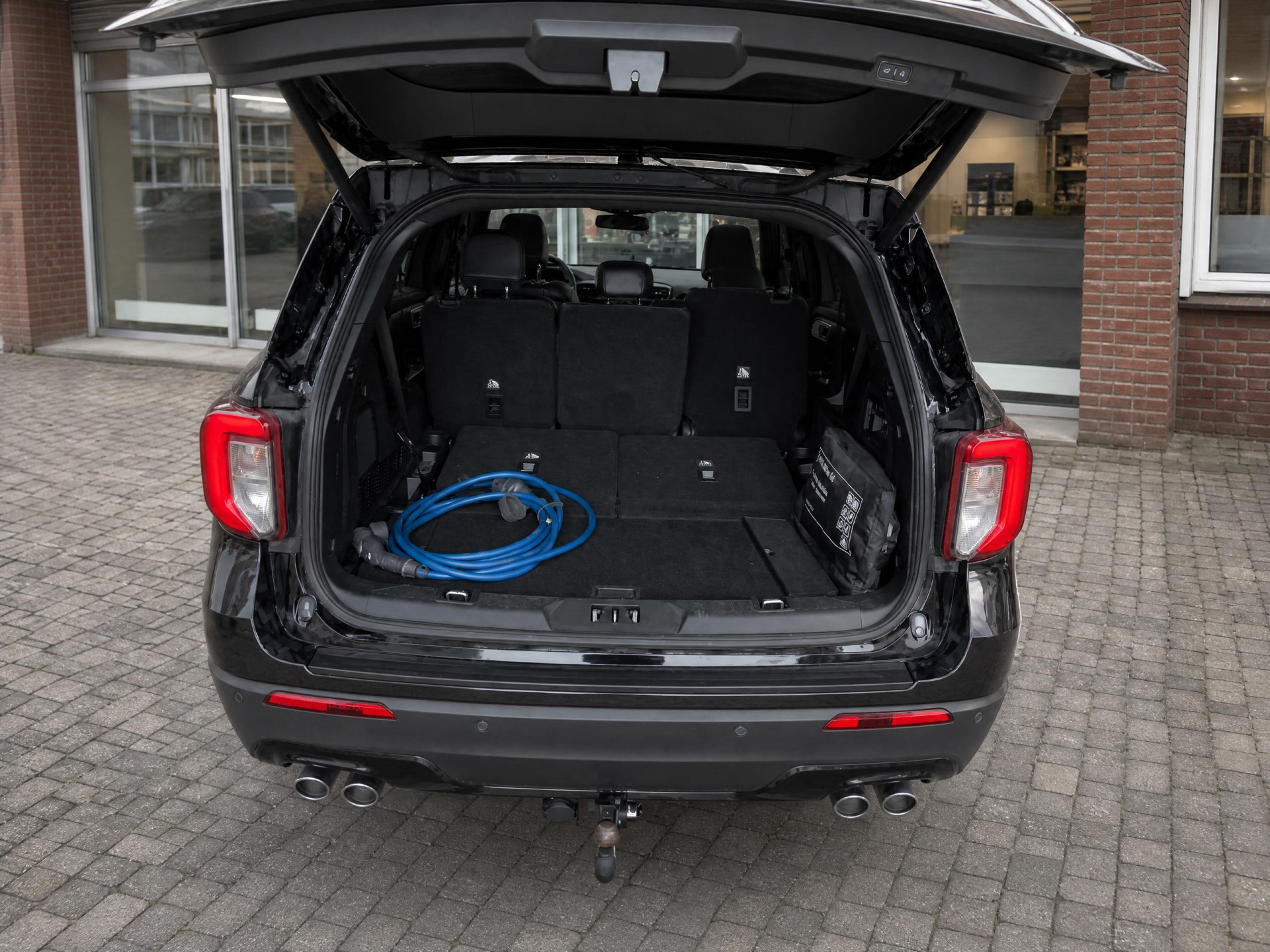Ford Explorer 3.0 V6 EcoBoost PHEV ST-Line: foto 19
