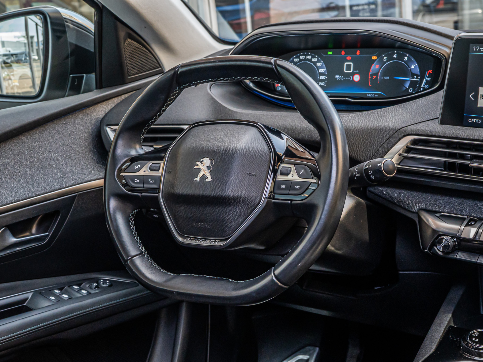 Peugeot 3008 1.2 PureTech Crossway: foto 32
