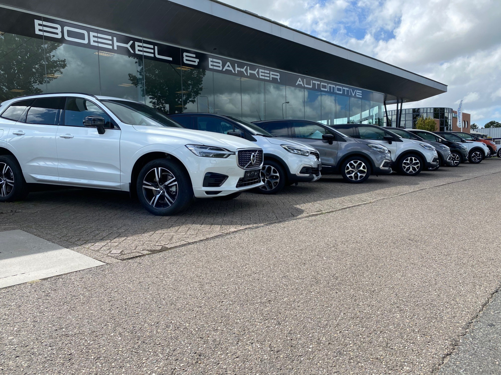 Volvo XC90 T8 Recharge Plus Black Edition ** Four-C ** Trekhaak ** Panodak ** Sportstoelen: foto 15