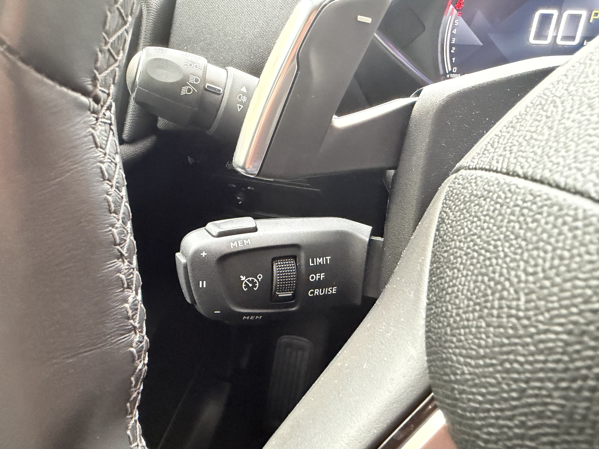 DS DS 3 Crossback 1.2 PureTech Carplay Automaat Onderhoudsboekje: foto 23