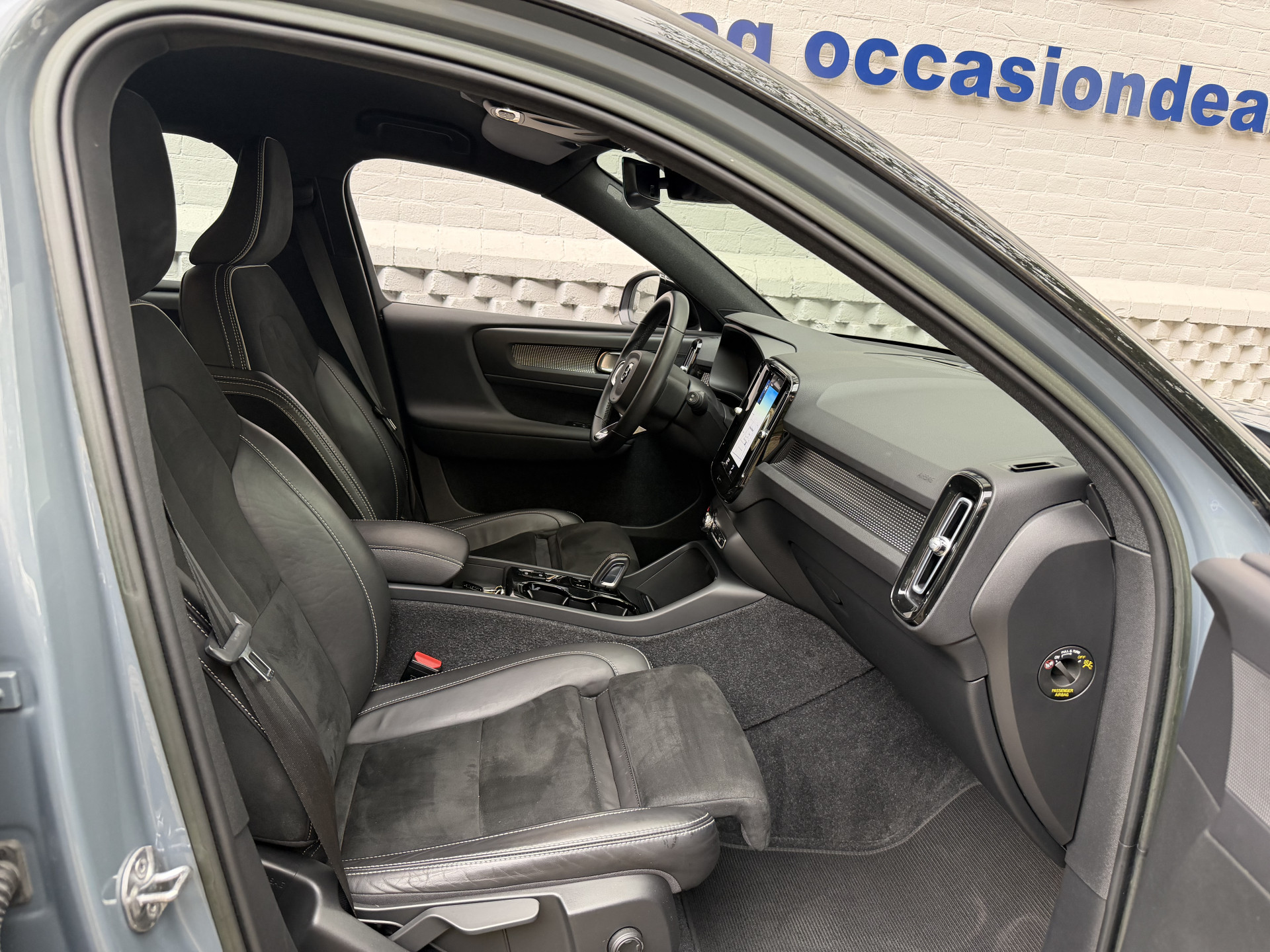Volvo XC40 1.5 T5 Recharge R-Design Leer/alcantara bekleding/Carplay: foto 22