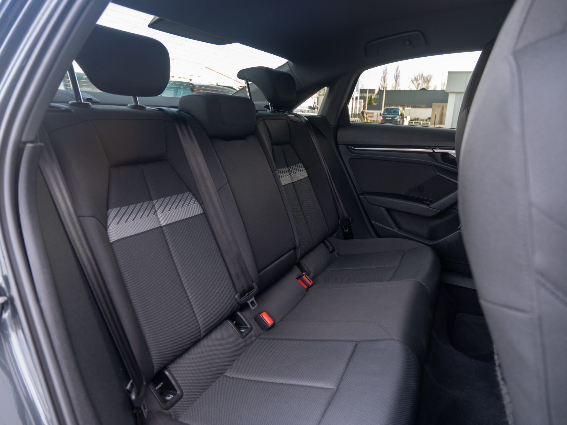 Audi A3 Limousine 35 TFSI Business edition: foto 38
