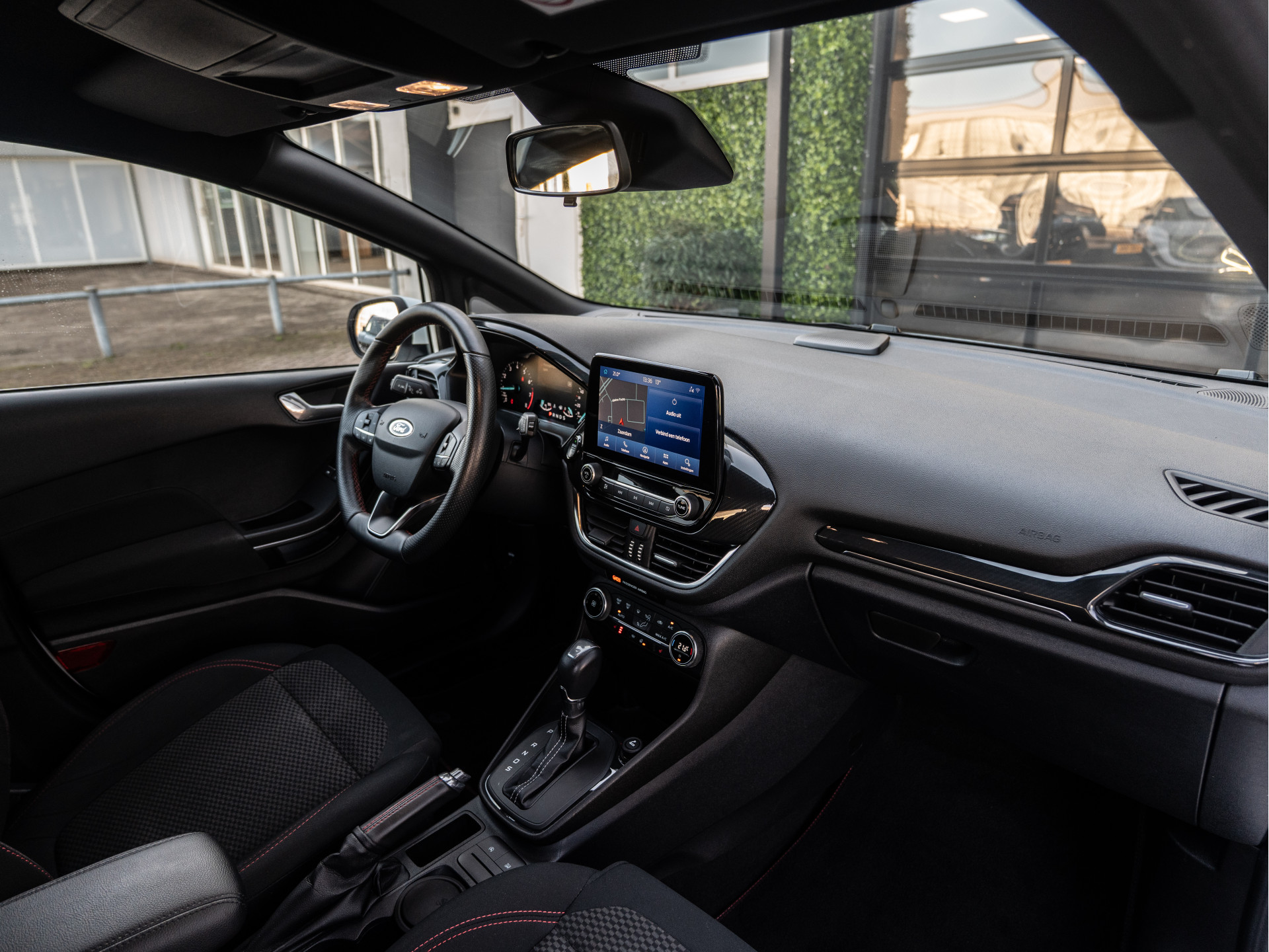 Ford Fiesta 1.0 EcoBoost ST-Line: foto 37