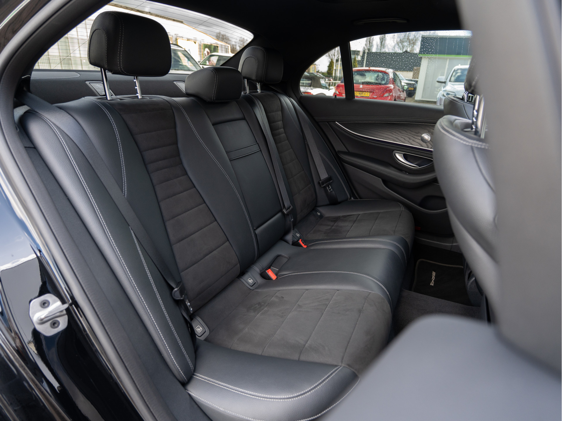 Mercedes-Benz E-Klasse 300e Business Solution AMG Night: foto 42