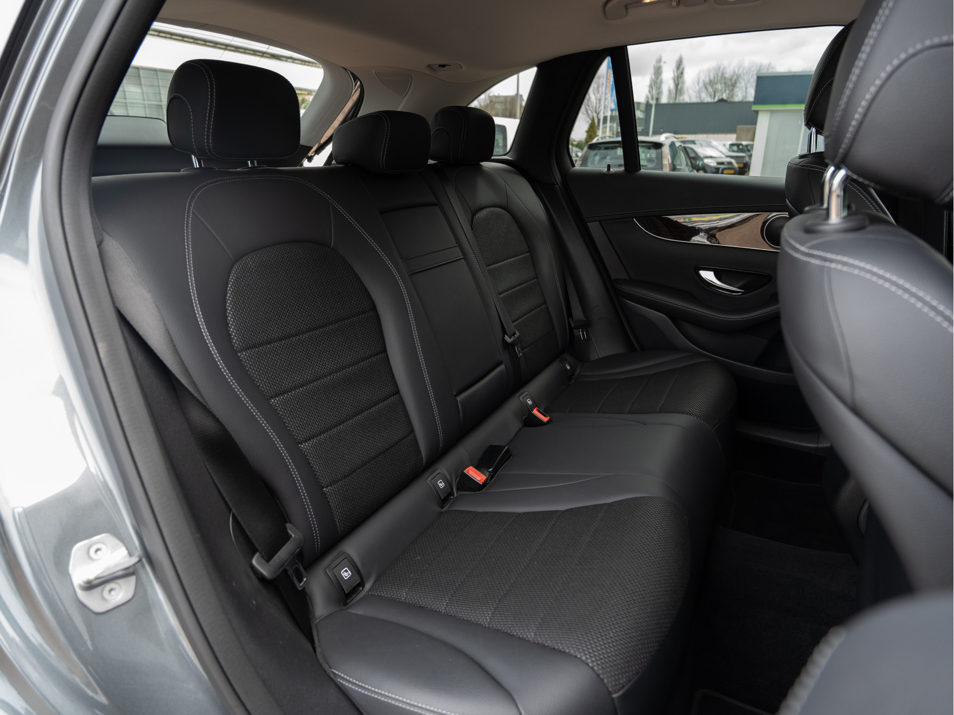 Mercedes-Benz GLC 350e 4MATIC Ambition: foto 36
