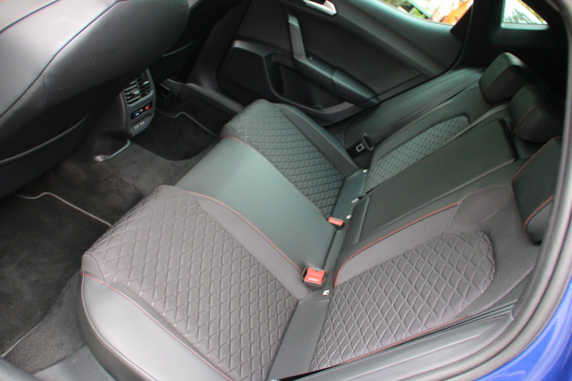 SEAT Leon 1.5 eTSI FR Launch Edition PANO-DAK AUTOMAAT!: foto 21
