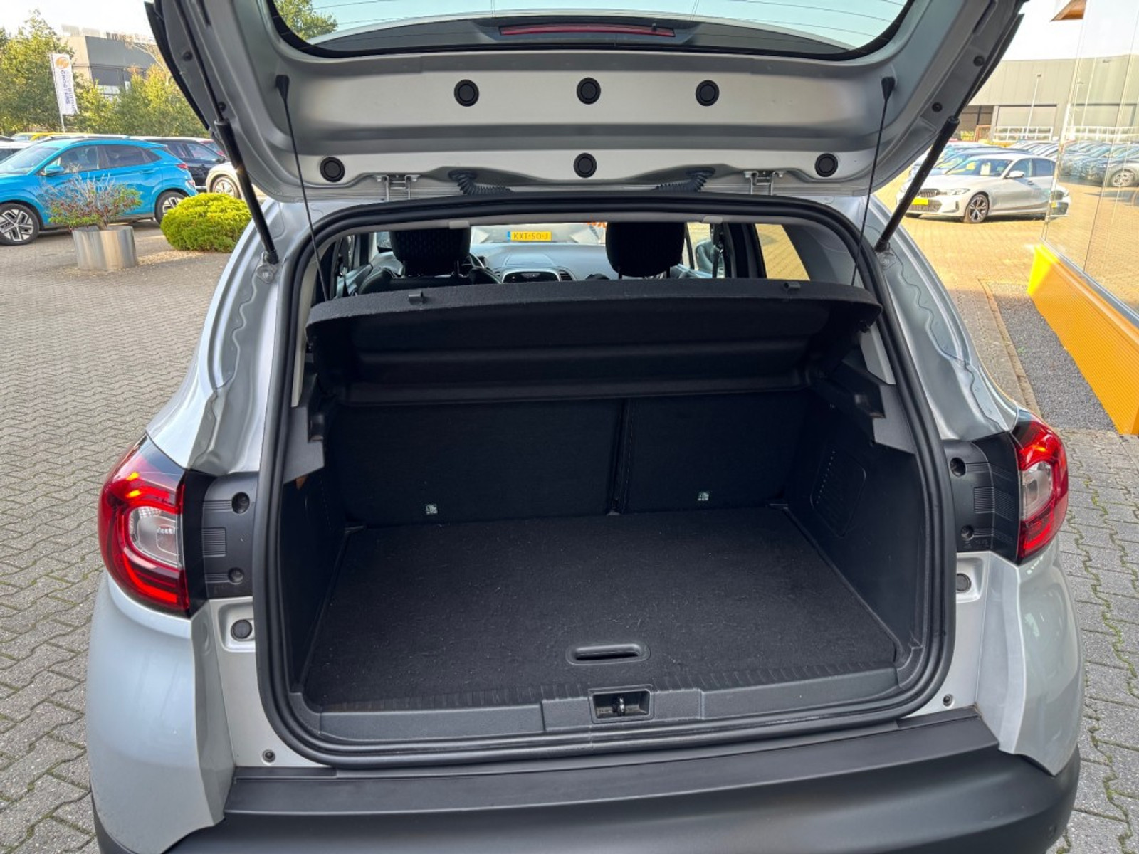 Renault Captur 1.3 TCe Intens - camera - stoelverwarming - dodehoek: foto 17