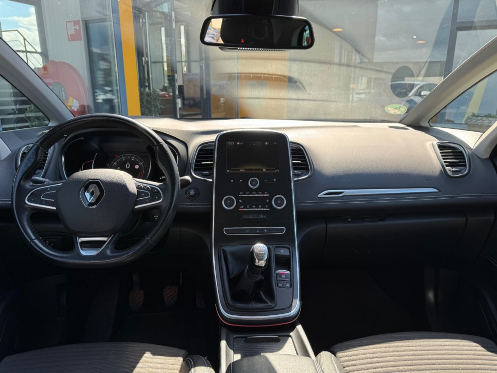Renault Scénic 1.2 TCe Intens - camera - navi - clima: foto 15