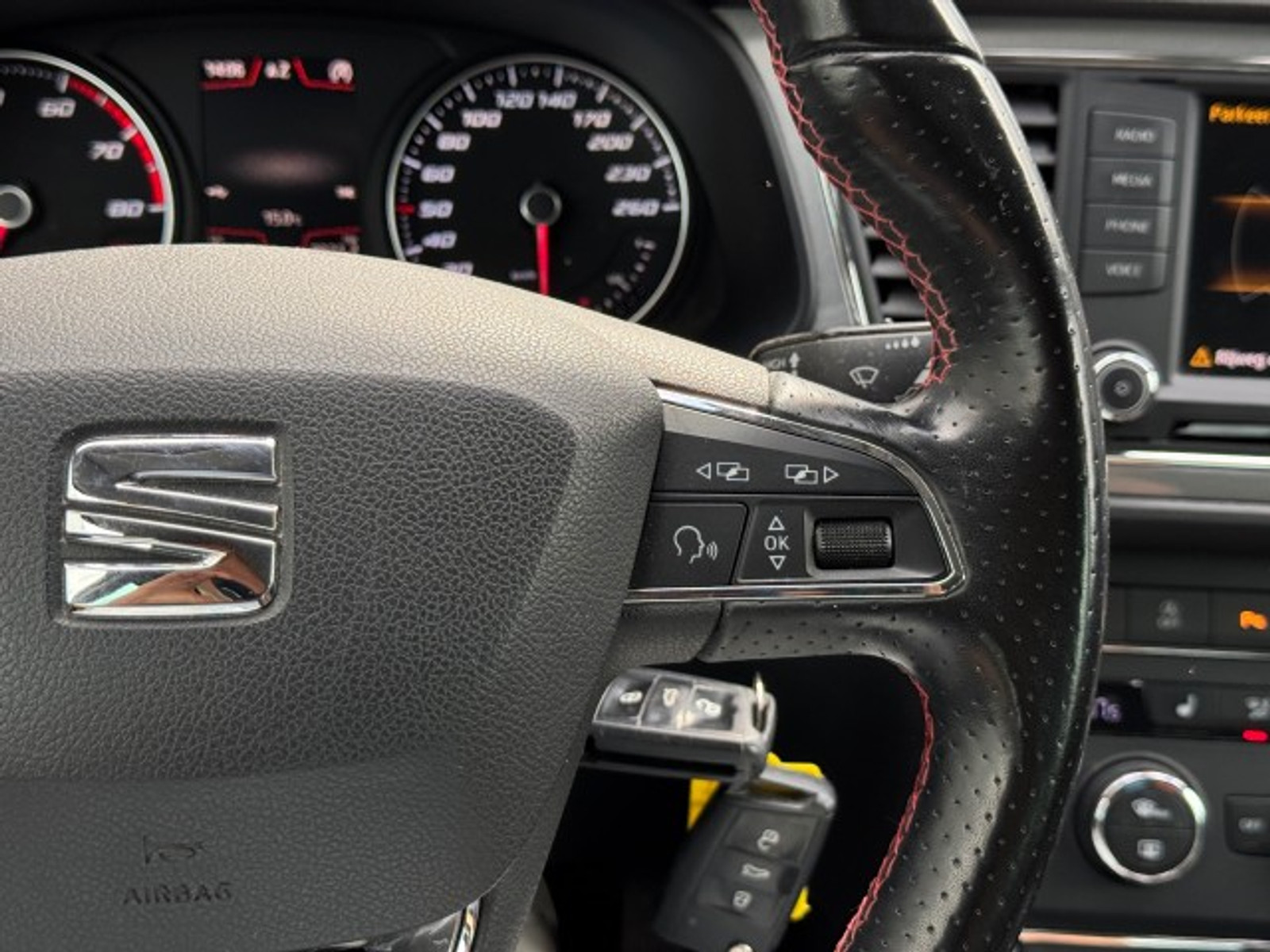 SEAT Leon 1.4 TSI FR - Navi - Apple carplay/Android auto: foto 15