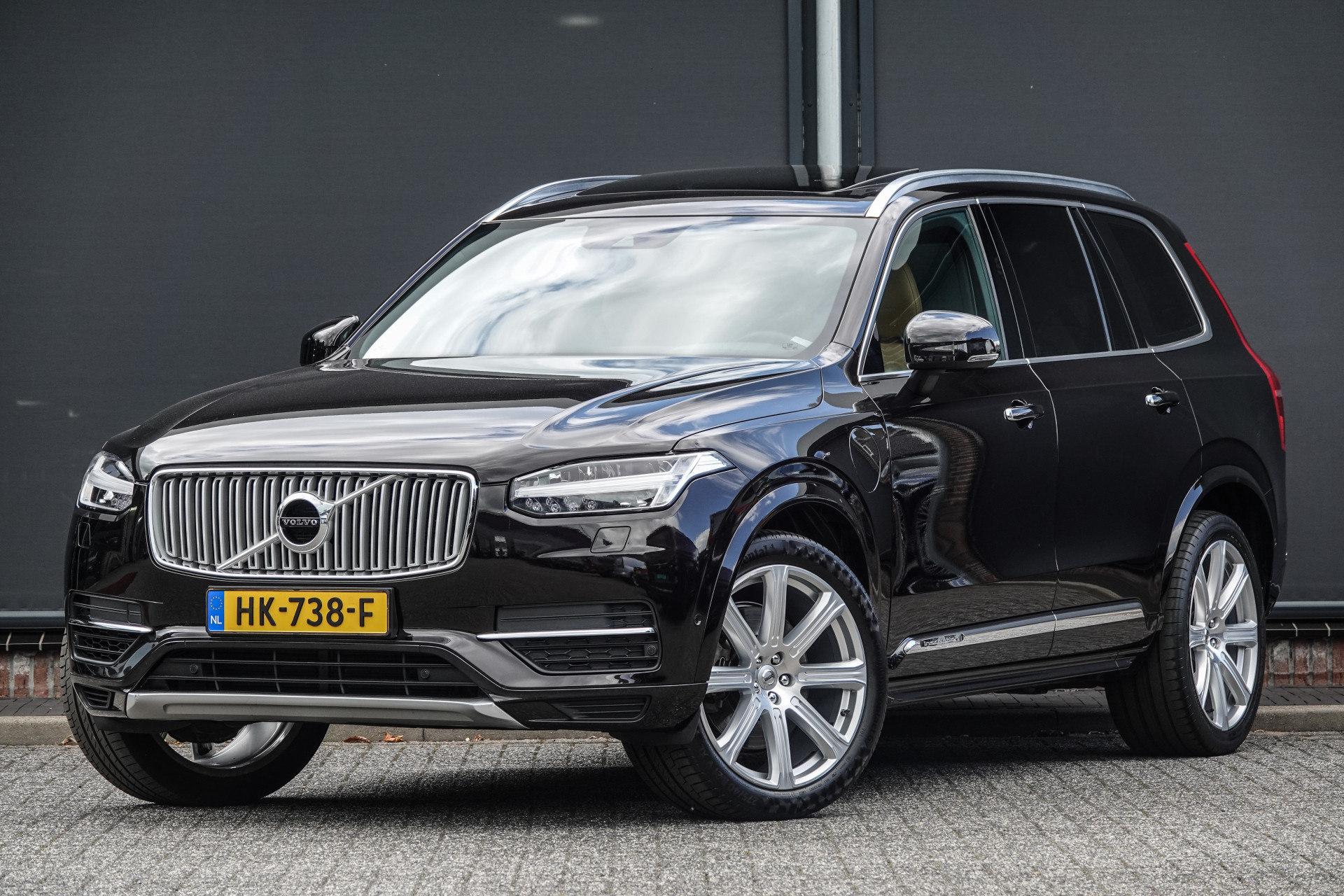Volvo XC90 T8 Twin Engine 408Pk Aut. | Plug In Hybrid | AWD | Inscription | 7-Persoons | Panoramadak | Luchtvering | Achteruitrijcamera | 21'' | Ember Black: foto 55