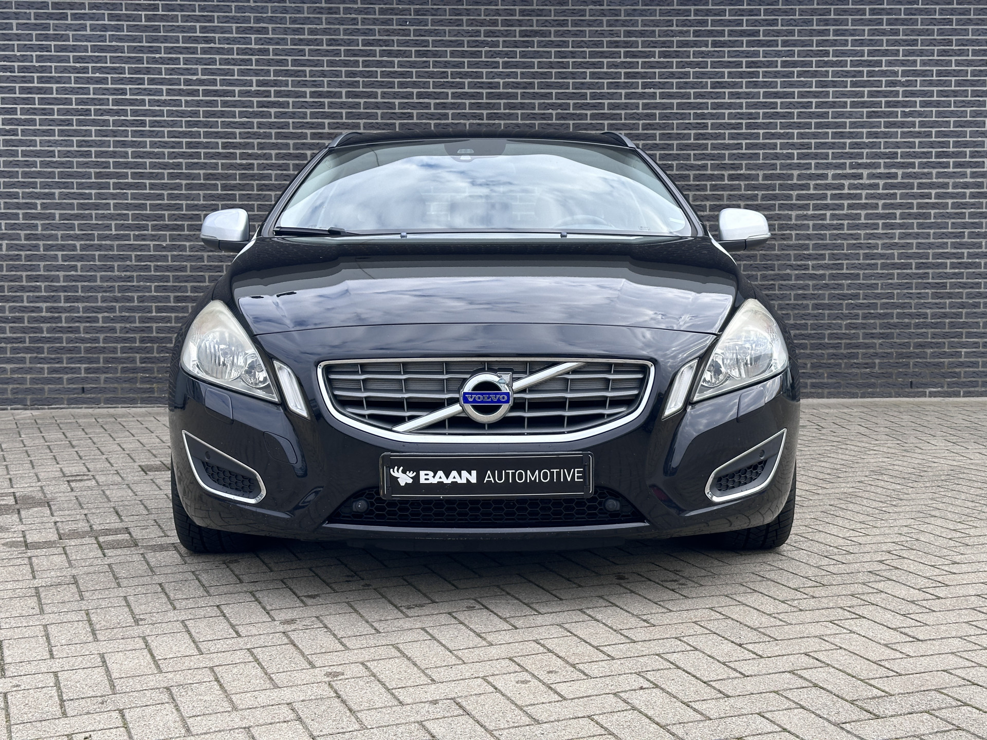 Volvo V60 1.6 D2 Summum: foto 33
