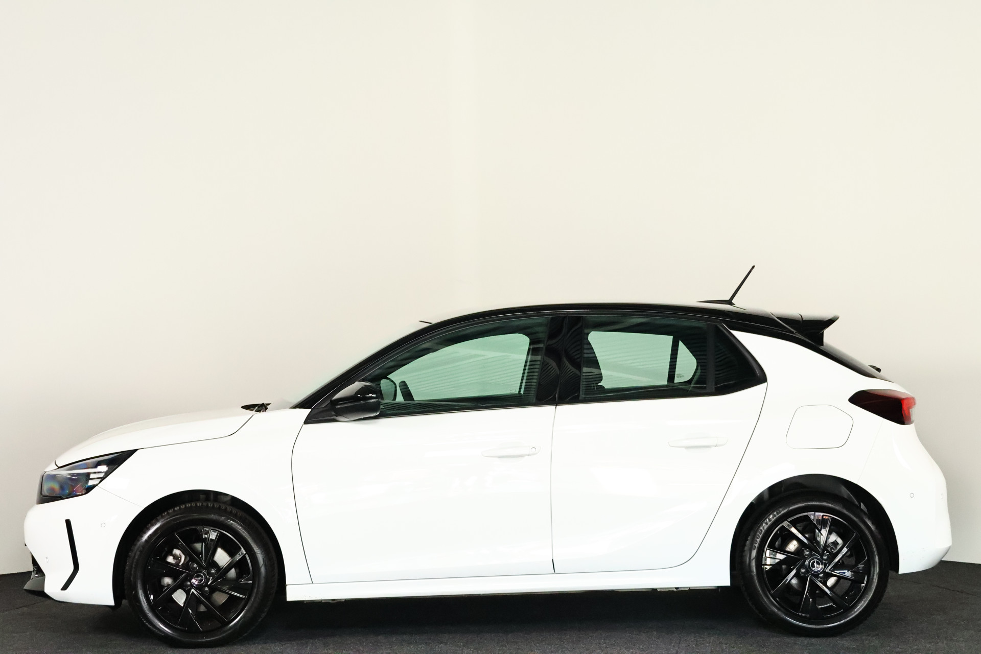 Opel Corsa 1.2 Turbo GS: foto 35