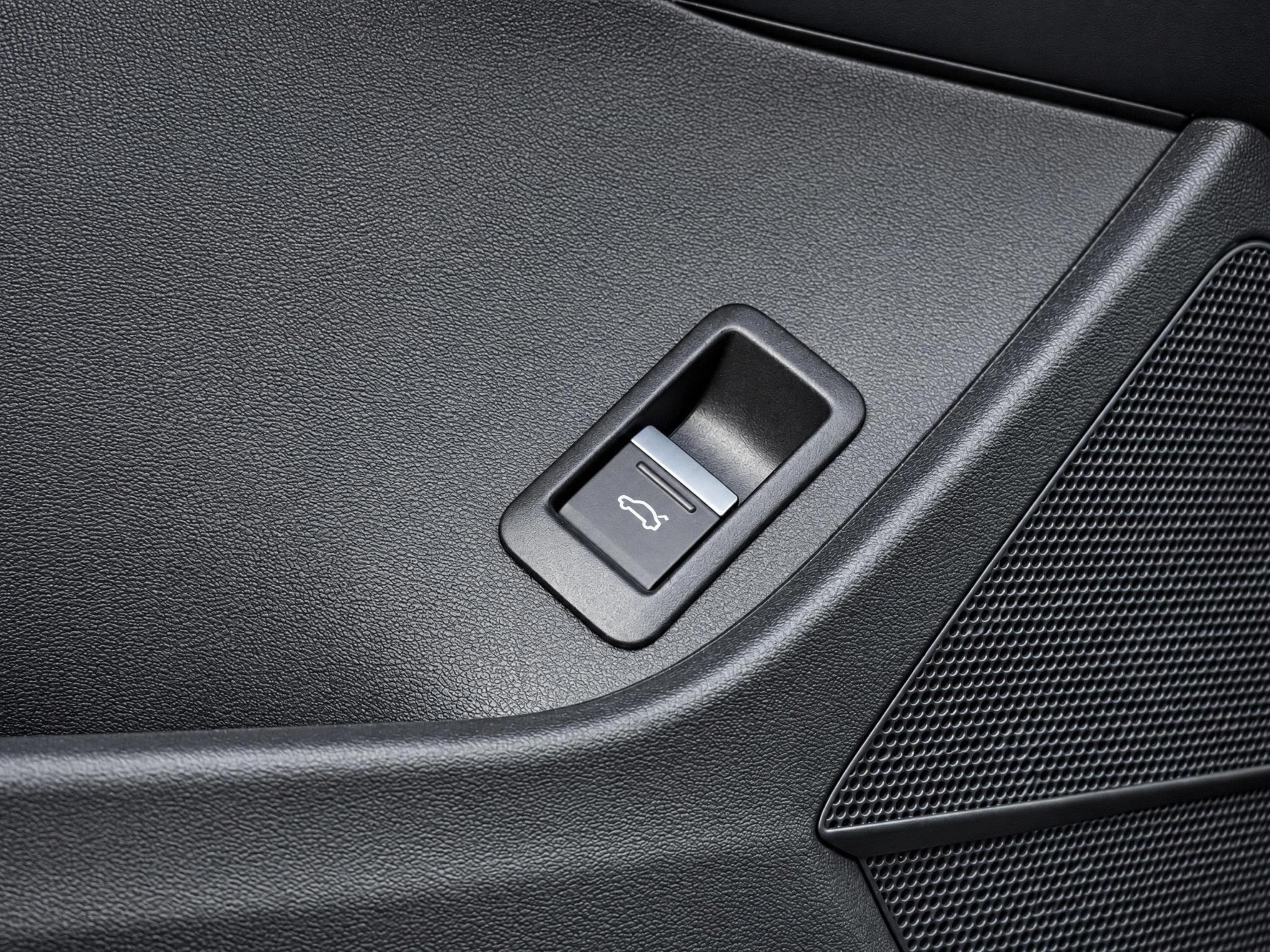 Audi Q4 Sportback e-tron 45 Edition 82 kWh: foto 30