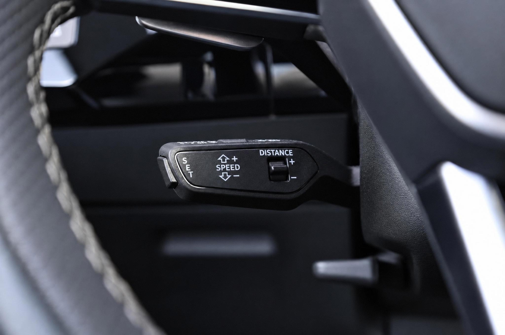 Audi e-tron S quattro 95 kWh: foto 30